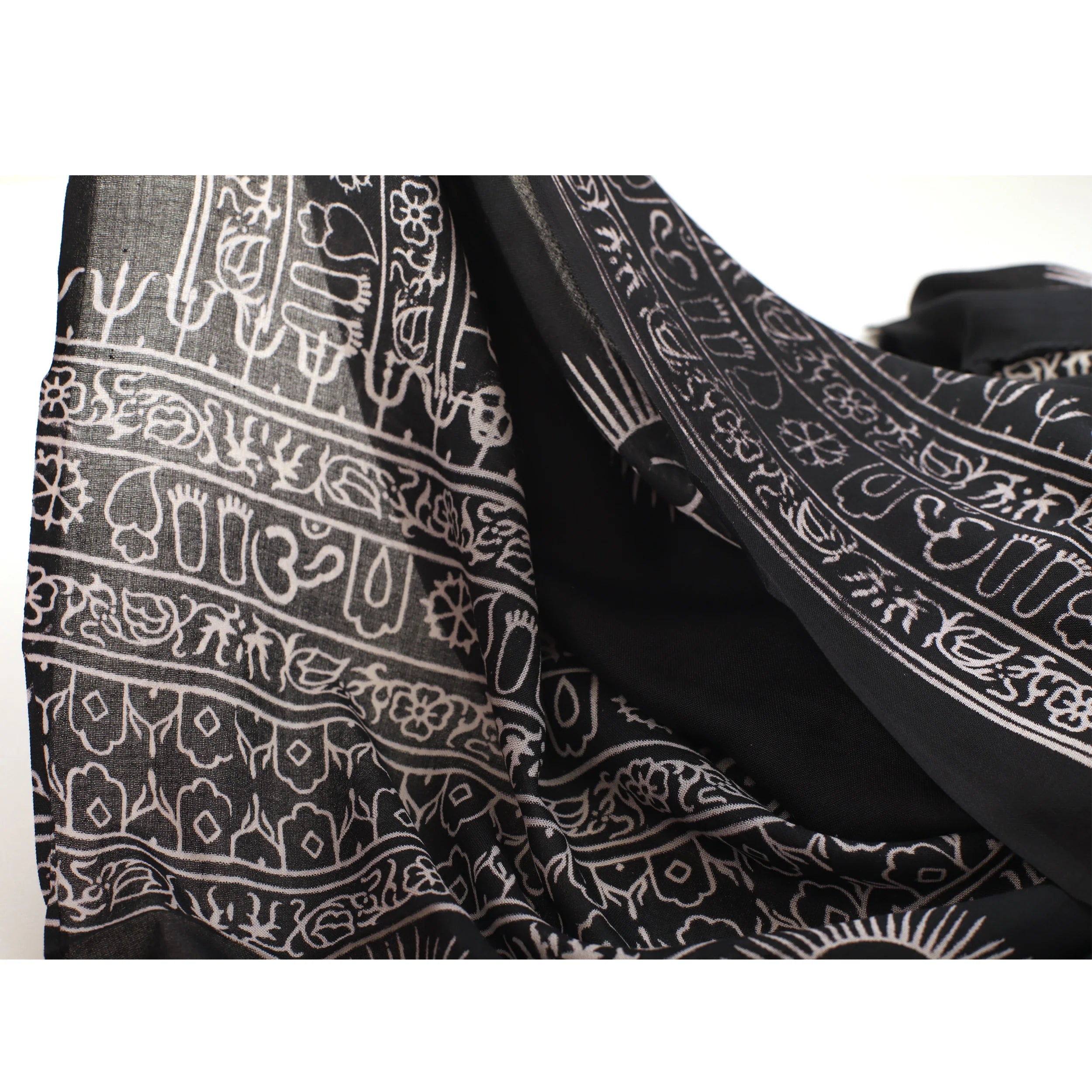 Meditation Yoga Prayer Shawl - Mantra Om - Black